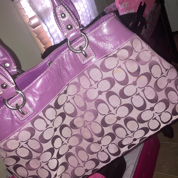 Coach Purse - Picture 4 of 6